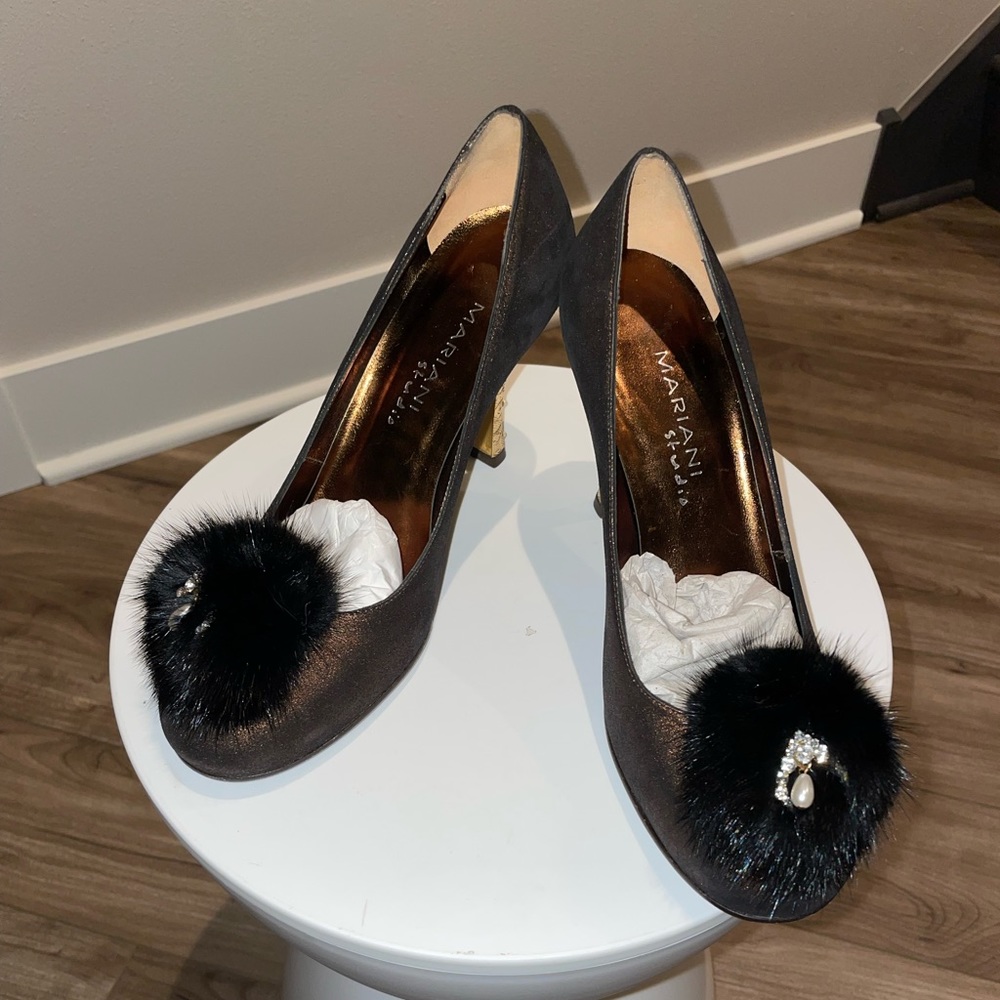 Mariani Studio Pumps